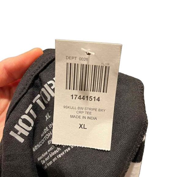 Custom White & Black Striped Split T-Shirt Junior’s XL - Picture 4 of 5